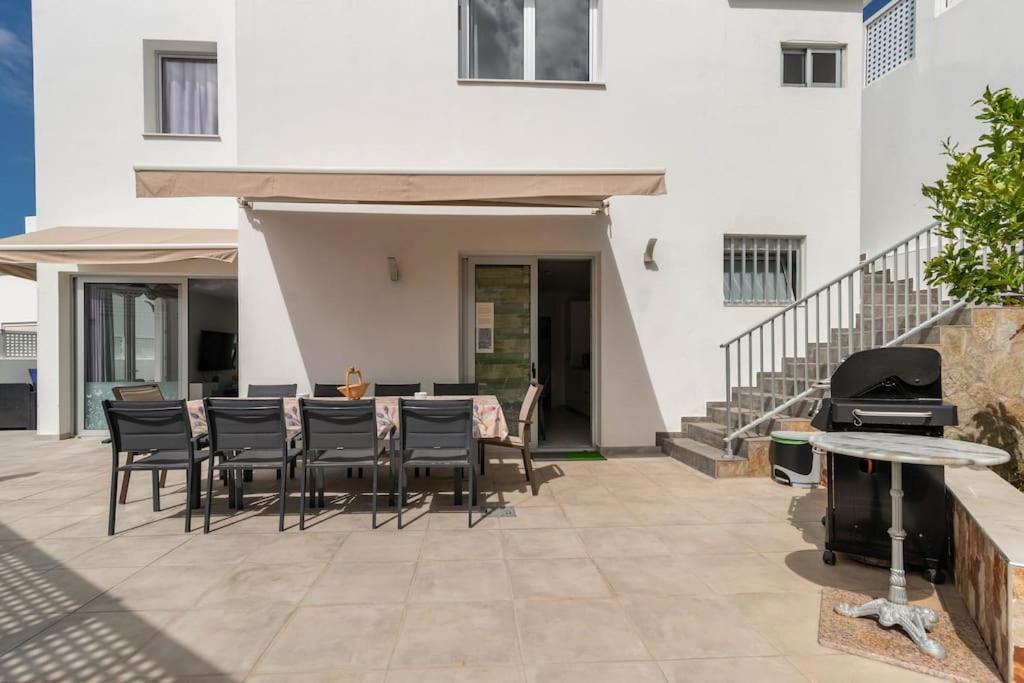 Big Villa Tauro With Private Heated Saltwater Pool & Jacuzzi & Bbq & Game Room & Arcade Games Mogán Kültér fotó